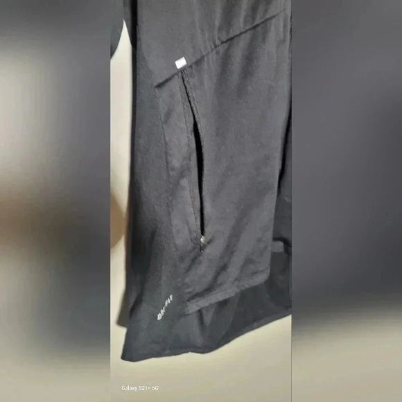 Nike Dri-Fit Full Zip Black Lined Windbreaker with Hand Covering  Women’s Size L - Picture 7 of 11